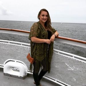 Meet your Posher, Jenn